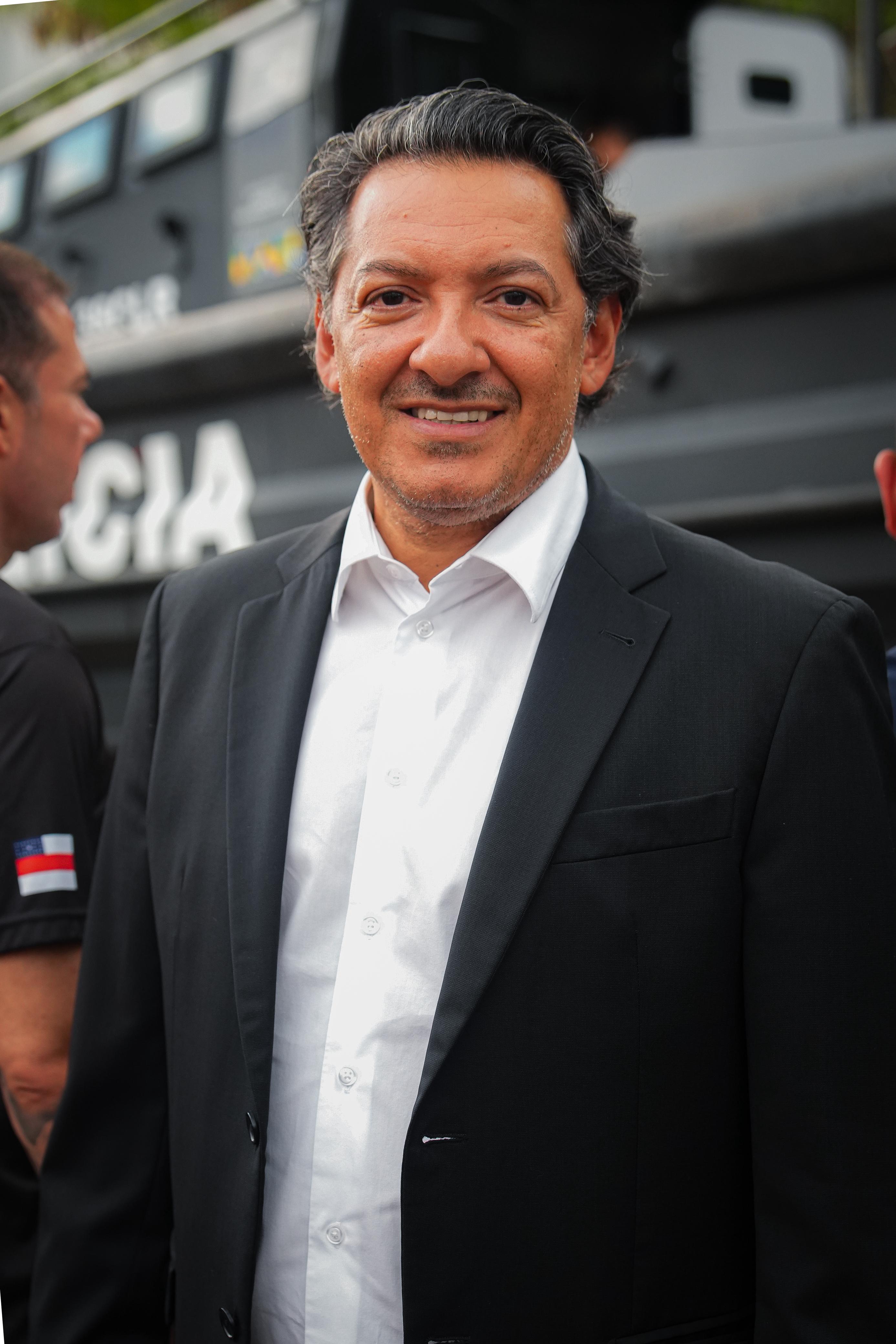 Deputado Felipe Souza em sessão parlamentar